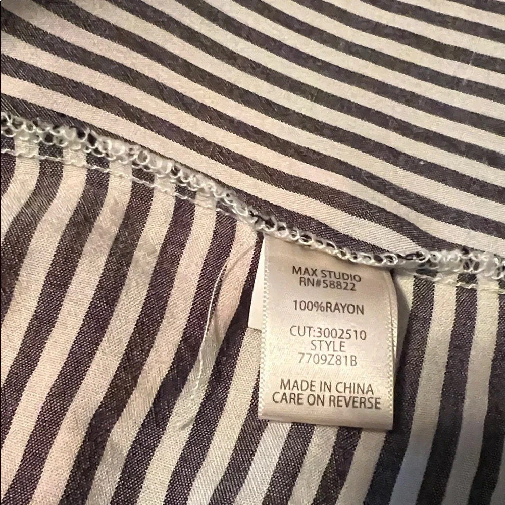 Max Studio Monochrome Striped Shirt - Picture 5 of 6